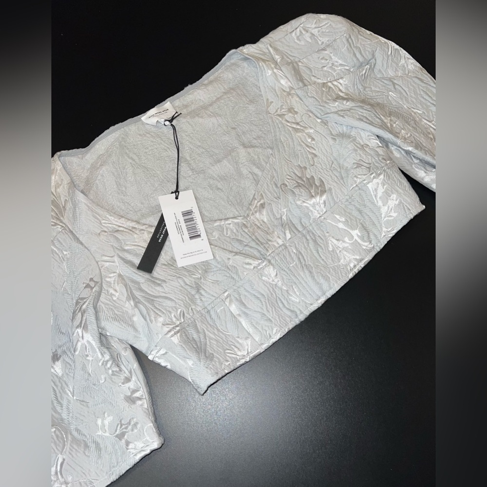 Who What Wear Div Cropped Puff Sleeve Top in Oyster Size Medium NWT